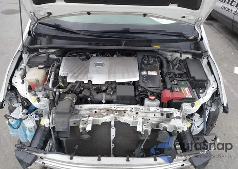 2016 Toyota Prius Two Eco z USA, uszkodzony, nr VIN JTDKARFUXG3017210